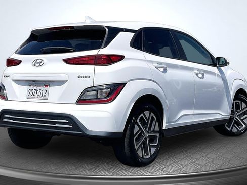 Used 2023 Hyundai Kona SE FWD image 13