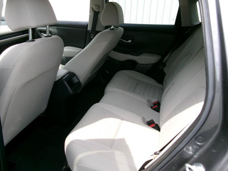 Used 2026 Honda HR-V LX image 9