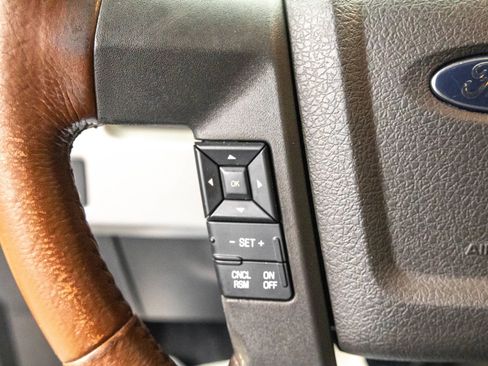 Used 2014 Ford F150 King Ranch w/ King Ranch Luxury Package image 19