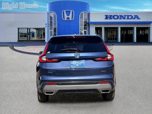 Used 2025 Honda CR-V Sport Touring image 7