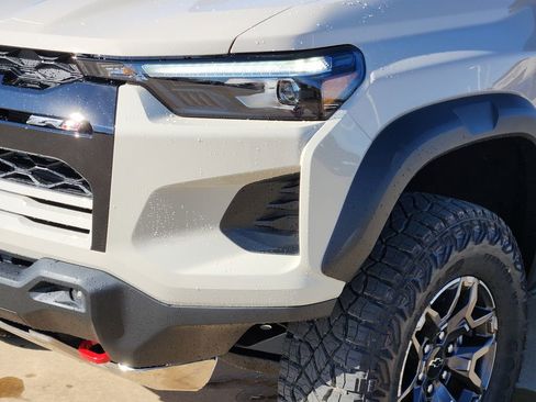New 2026 Chevrolet Colorado ZR2 w/ Technology Package image 6