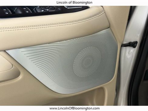 Certified 2024 Lincoln Navigator L Reserve AWD/4WD image 22