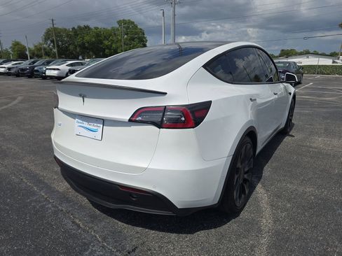 Used 2022 Tesla Model Y Performance AWD/4WD image 4