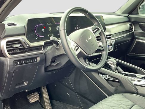 Used 2025 Kia Telluride EX X-Line AWD/4WD image 9