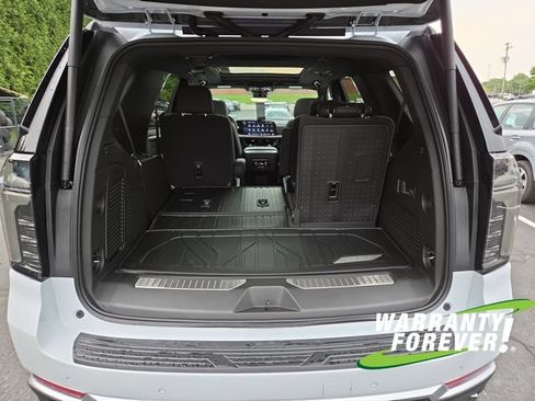 New 2026 Chevrolet Tahoe High Country AWD/4WD image 18