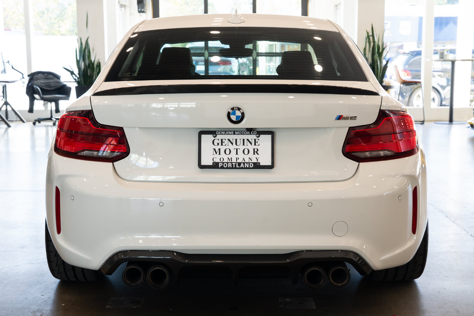 Used 2018 BMW M2 RWD image 5