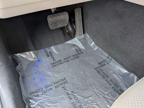 Used 2026 Mercedes-Benz GLC 300 4MATIC image 17