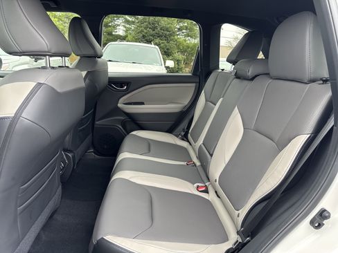 Certified 2025 Subaru Forester Limited image 22