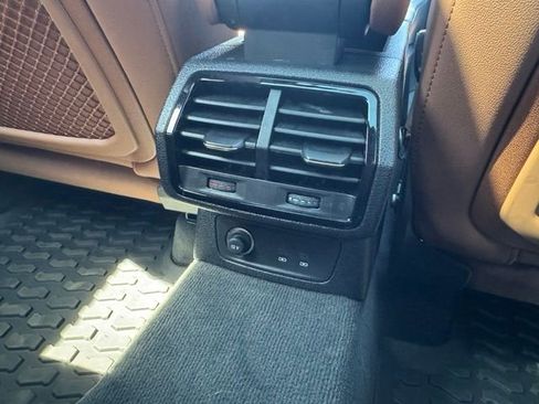 Certified 2025 Audi Q3 2.0T Premium w/ Convenience Package AWD/4WD image 14