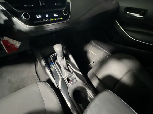 Used 2021 Toyota Corolla SE FWD image 24