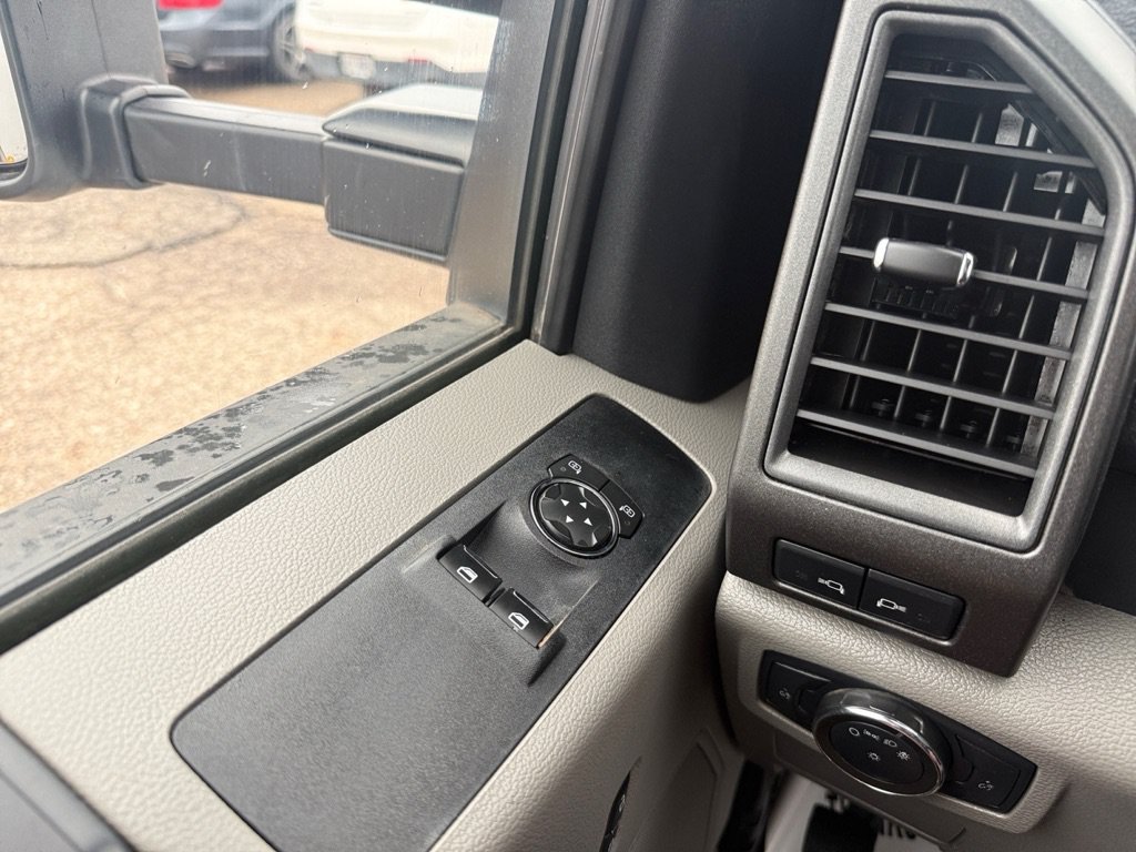 Used 2022 Ford F350 XL w/ Power Equipment Group RWD image 22