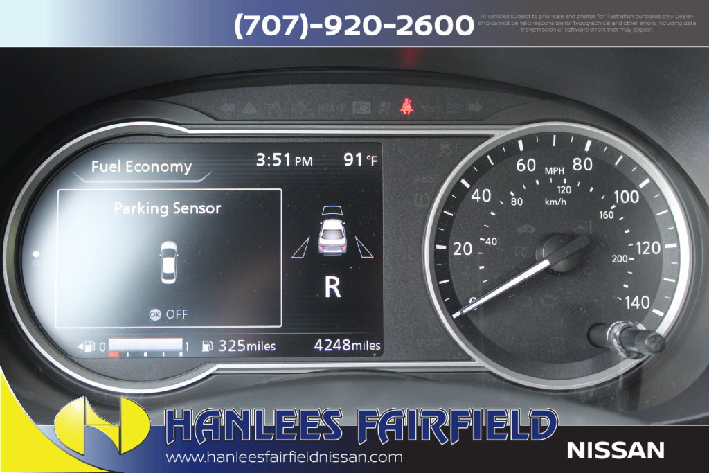 Used 2025 Nissan Versa SV w/ Trunk Package FWD image 27