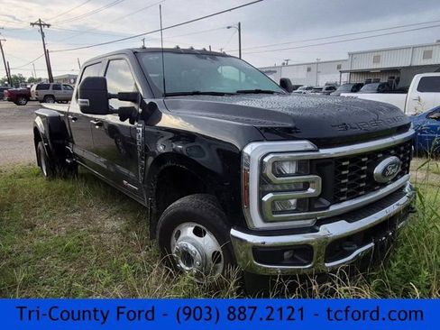 Used 2024 Ford F350 Lariat w/ Lariat Ultimate Package AWD/4WD image 1