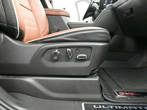 Used 2024 GMC Sierra 3500 Denali Ultimate AWD/4WD image 56