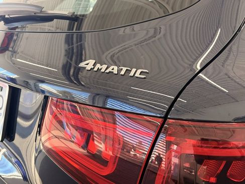 Used 2022 Mercedes-Benz GLC 300 4MATIC w/ Premium Package Lite image 16