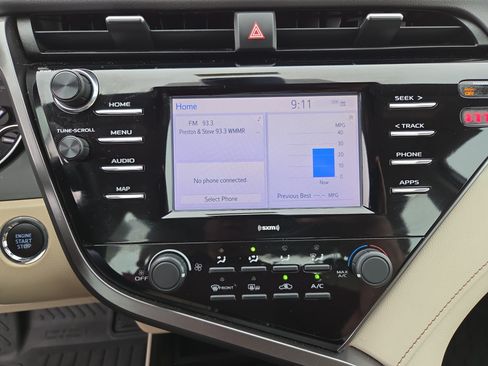 Certified 2020 Toyota Camry LE w/ Convenience Package AWD/4WD image 21