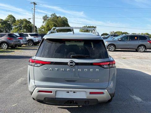 Used 2023 Nissan Pathfinder Platinum w/ Cargo Package AWD/4WD image 6