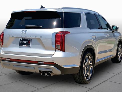Used 2024 Hyundai Palisade Limited FWD image 12