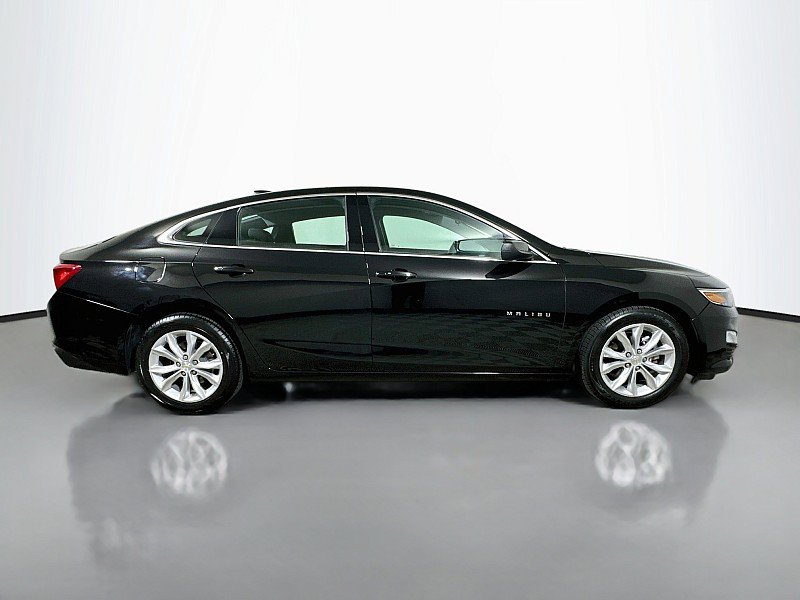 Used 2025 Chevrolet Malibu LT FWD image 8
