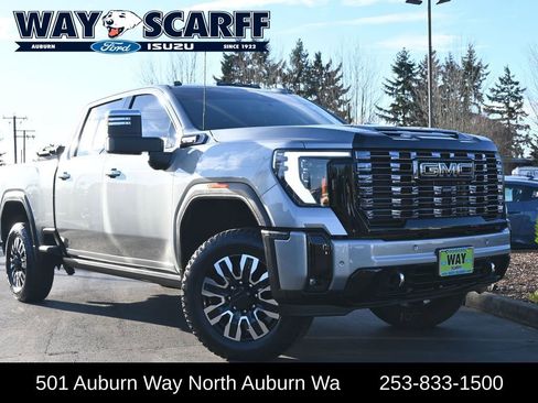 Used 2025 GMC Sierra 2500 Denali Ultimate w/ Max Trailering Package image 1