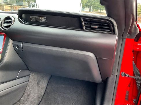 Used 2017 Ford Mustang Shelby GT350 image 19