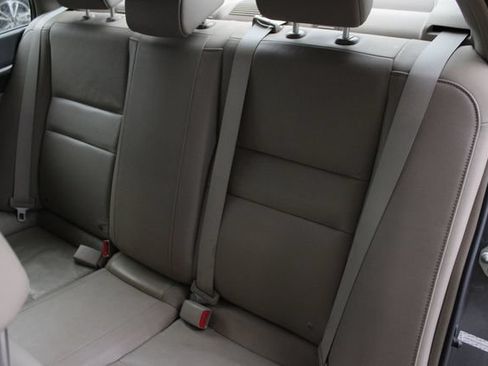 Used 2010 Honda Civic Hybrid Sedan image 20