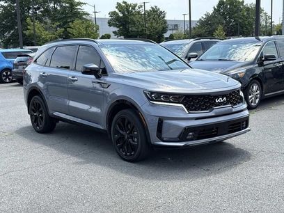 Used 2023 Kia Sorento SX