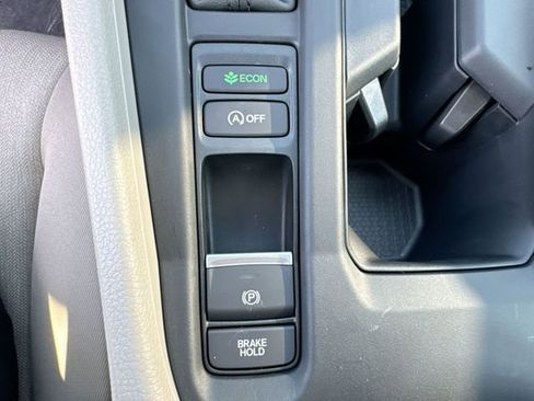 New 2025 Honda Accord SE image 37