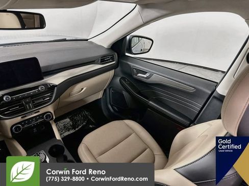 Used 2022 Ford Escape Titanium AWD/4WD image 27