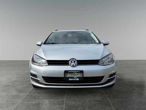 Used 2016 Volkswagen Golf Limited Edition FWD image 9