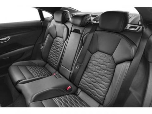 Used 2023 Audi e-tron GT Premium Plus image 12