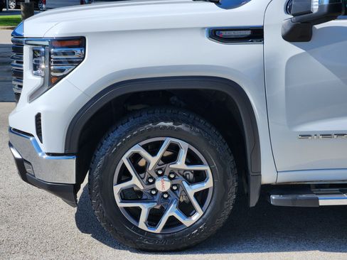 Used 2023 GMC Sierra 1500 SLT AWD/4WD image 27