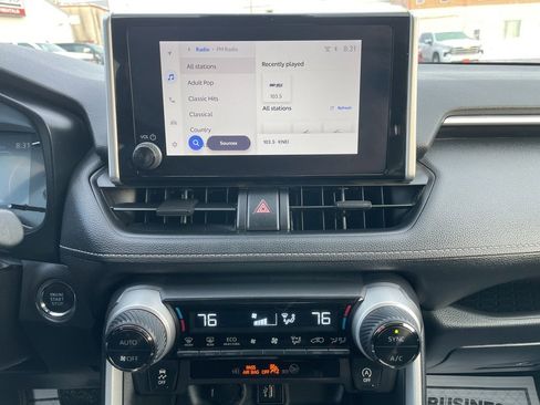 Used 2025 Toyota RAV4 XLE image 9