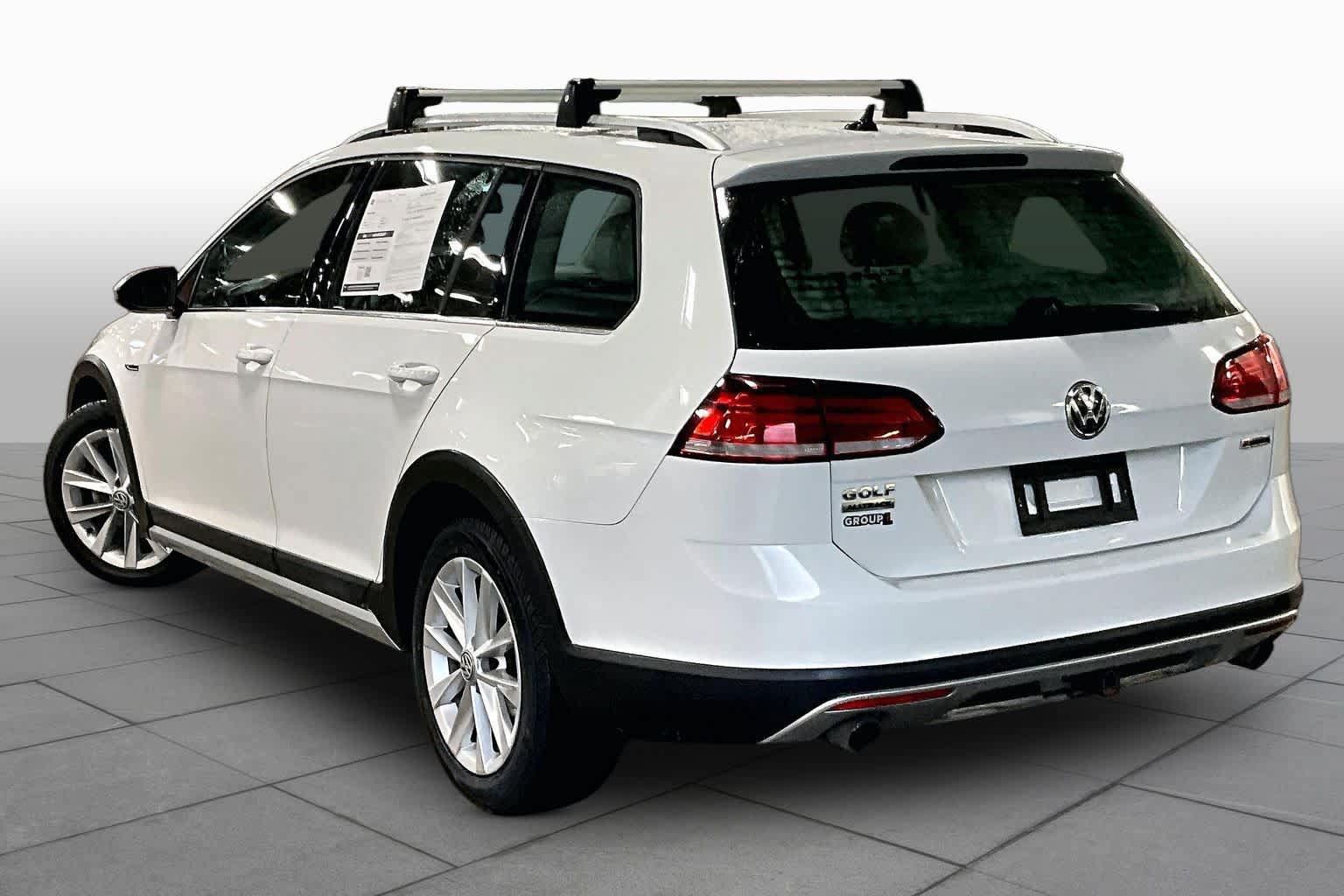 Used 2019 Volkswagen Golf Alltrack S AWD/4WD image 12