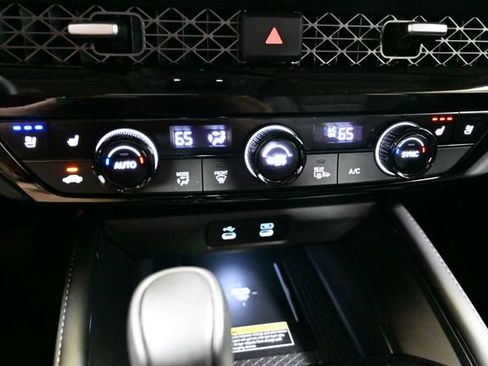 Used 2025 Honda Accord Touring image 30