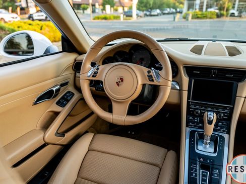Used 2012 Porsche 911 Carrera S w/ Premium Pkg image 37