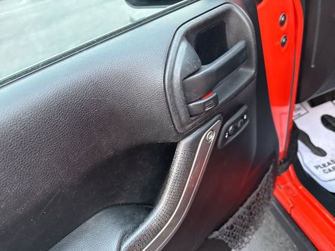 Used 2015 Jeep Wrangler Unlimited Sport w/ Quick Order Package 24S image 14