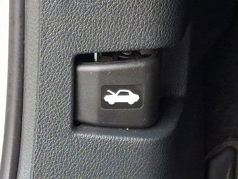 Certified 2025 Nissan Altima 2.5 SV image 26