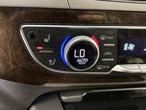 Used 2019 Audi Q7 2.0T Premium Plus image 31