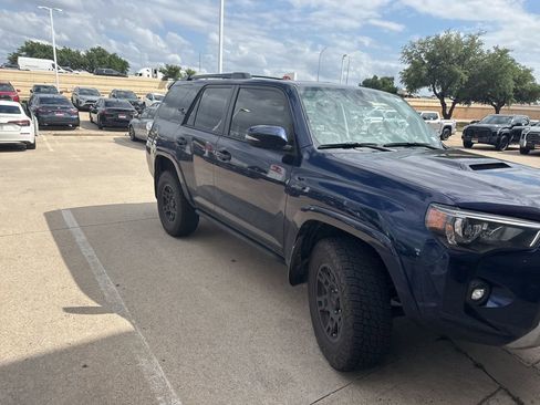 Used 2023 Toyota 4Runner TRD Off-Road Premium w/ Off Road Premium Plus Package AWD/4WD image 2