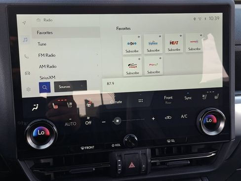 Used 2024 Lexus GX 550 w/ Accessory Package (2T) AWD/4WD image 23