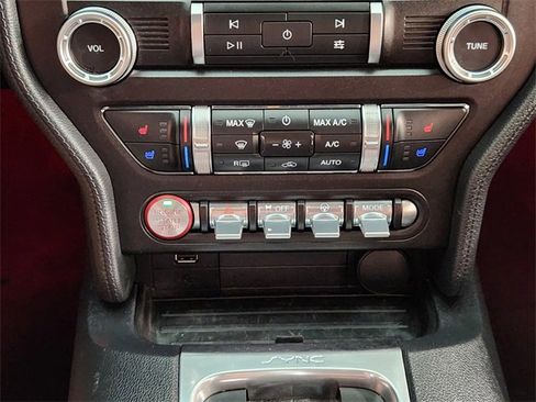 Used 2022 Ford Mustang GT Premium image 18