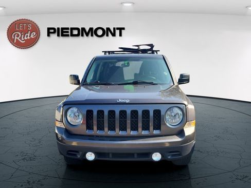 Used 2016 Jeep Patriot Sport w/ Power Value Group AWD/4WD image 2