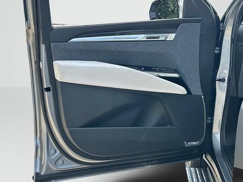 New 2026 Cadillac Escalade V w/ LPO, Floor Liner Package AWD/4WD image 8