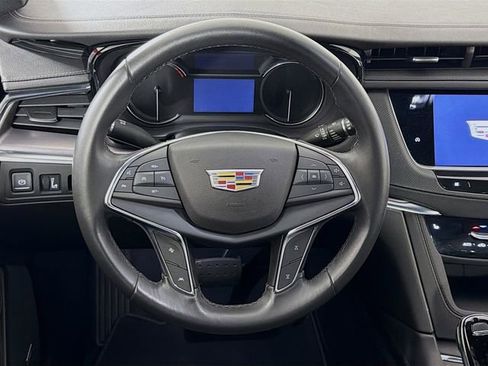 Used 2022 Cadillac XT5 Luxury AWD/4WD image 13