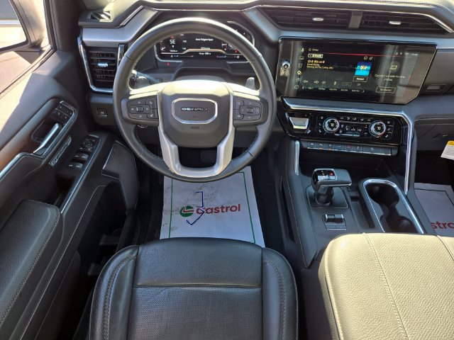 Used 2025 GMC Sierra 1500 Denali w/ Denali Reserve Package AWD/4WD image 14