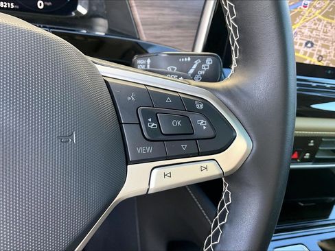 Certified 2025 Volkswagen Atlas SEL image 19