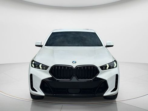 Used 2025 BMW X6 xDrive40i w/ Executive Package AWD/4WD image 2