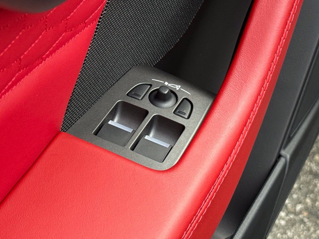 Used 2023 Jaguar F-TYPE Coupe RWD image 20