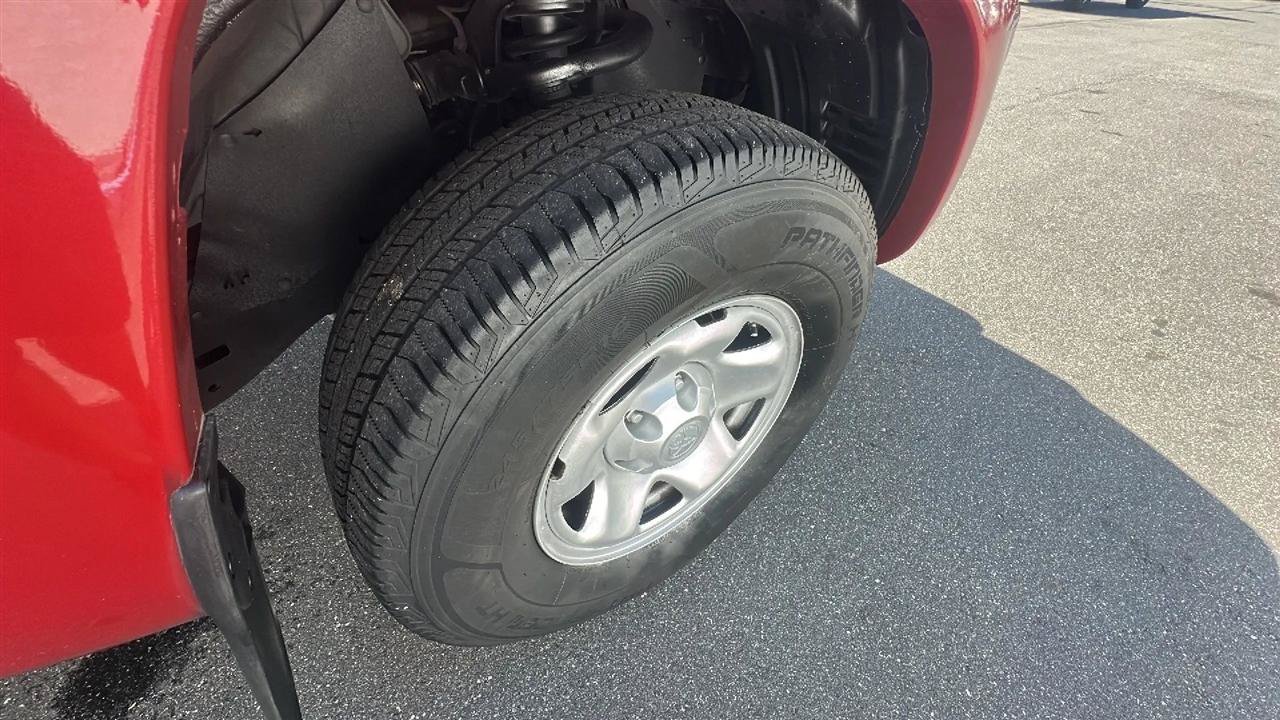 Used 2010 Toyota Tacoma PreRunner RWD image 11